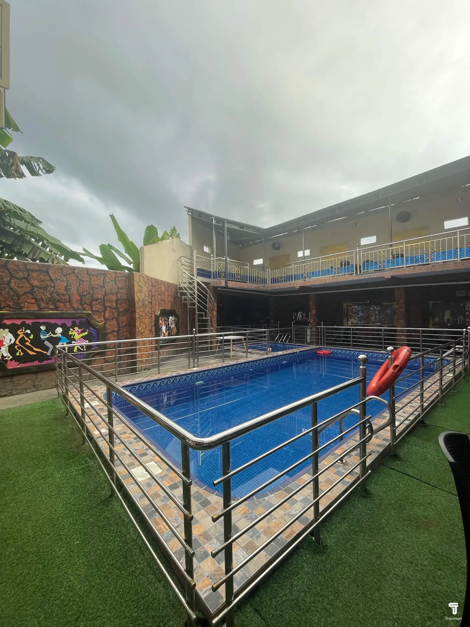 De Daniel’s Royalty Hotels & Apartments