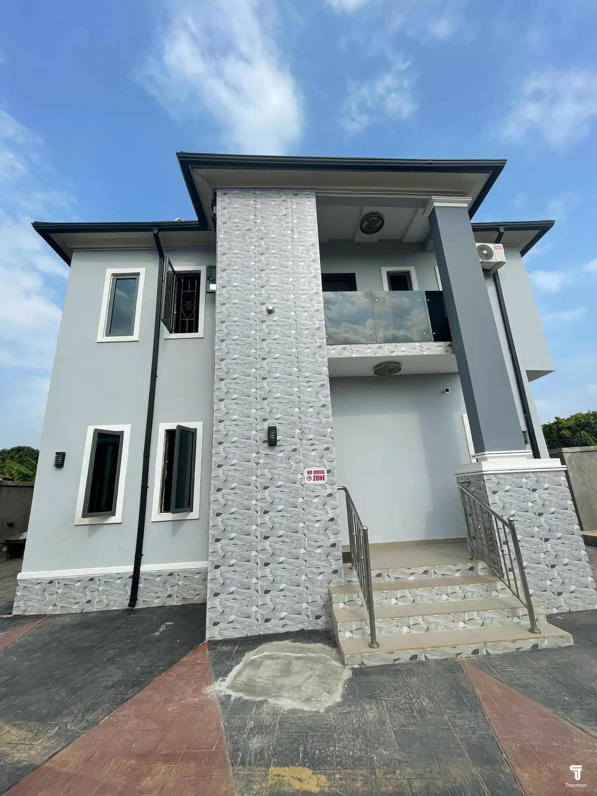 MEEKMILL LUXURY HOTEL