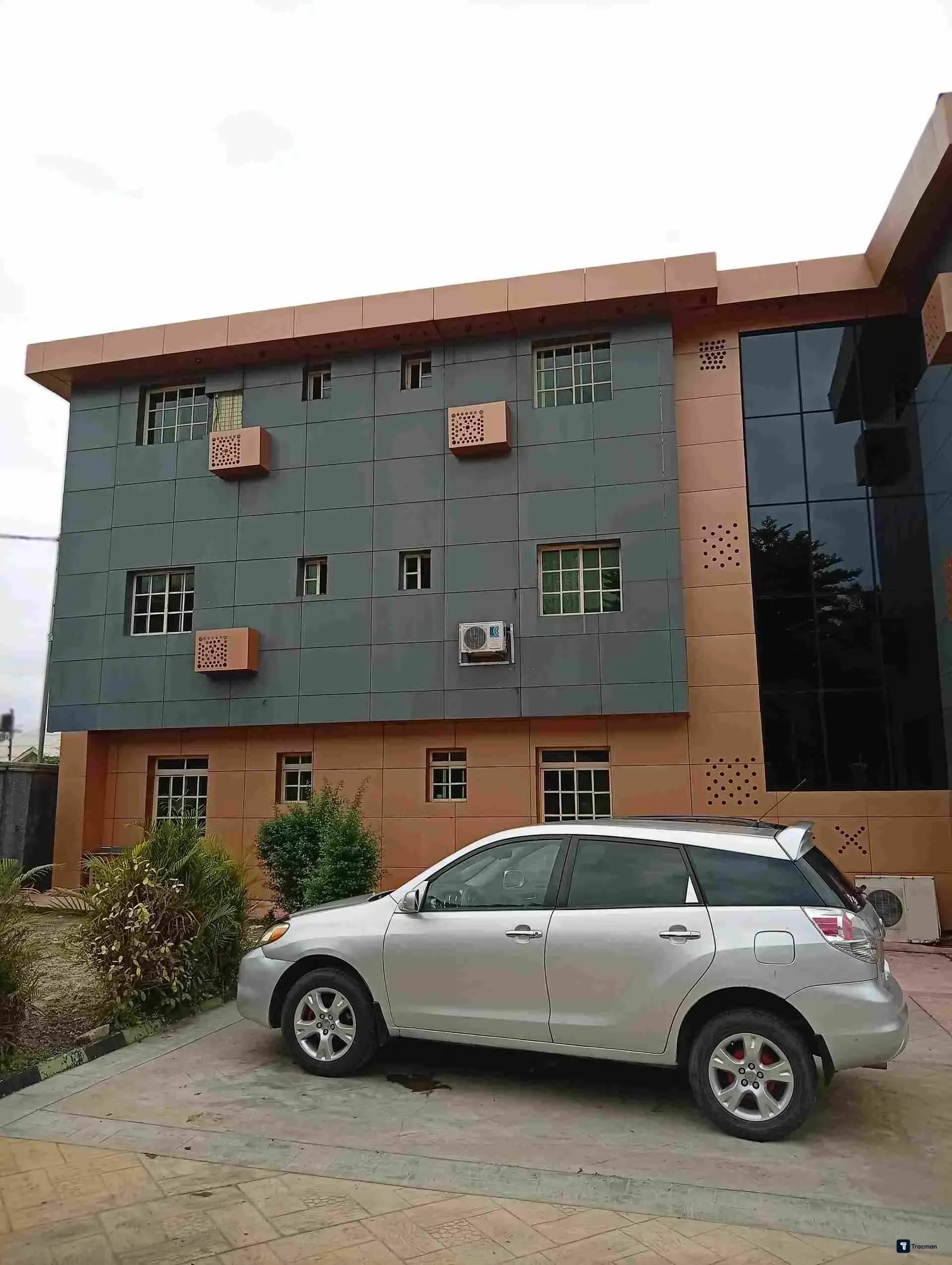 Carlcon hotels ltd
