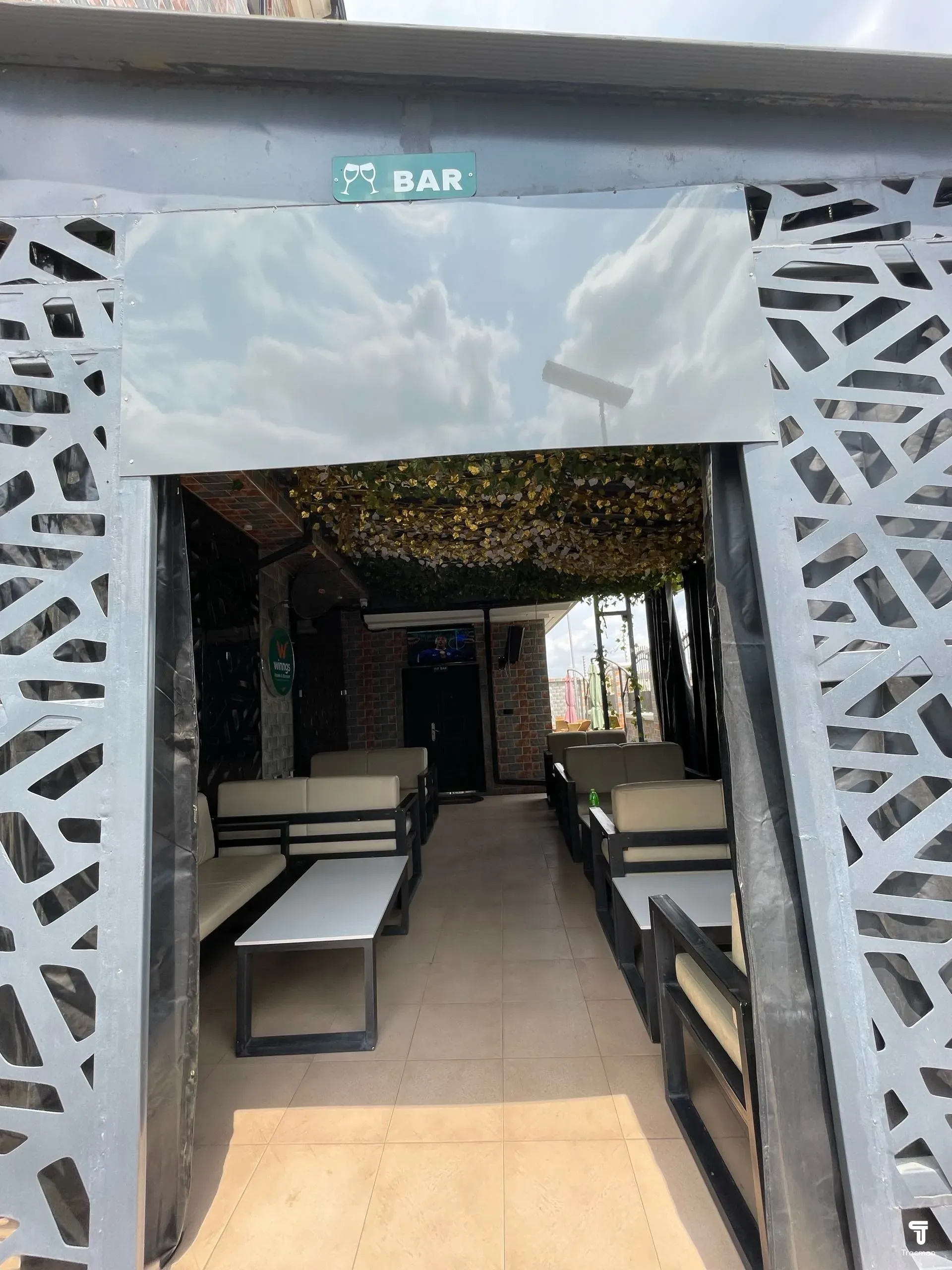 Winngs Hotels & Banquet